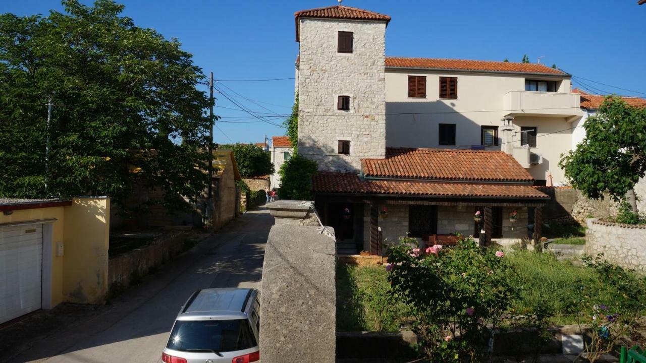 Apartmani Filip Zadar Diklo Exteriör bild